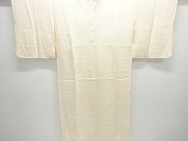 未使用品　ヱ霞模様長襦袢（刺繍衿付き）